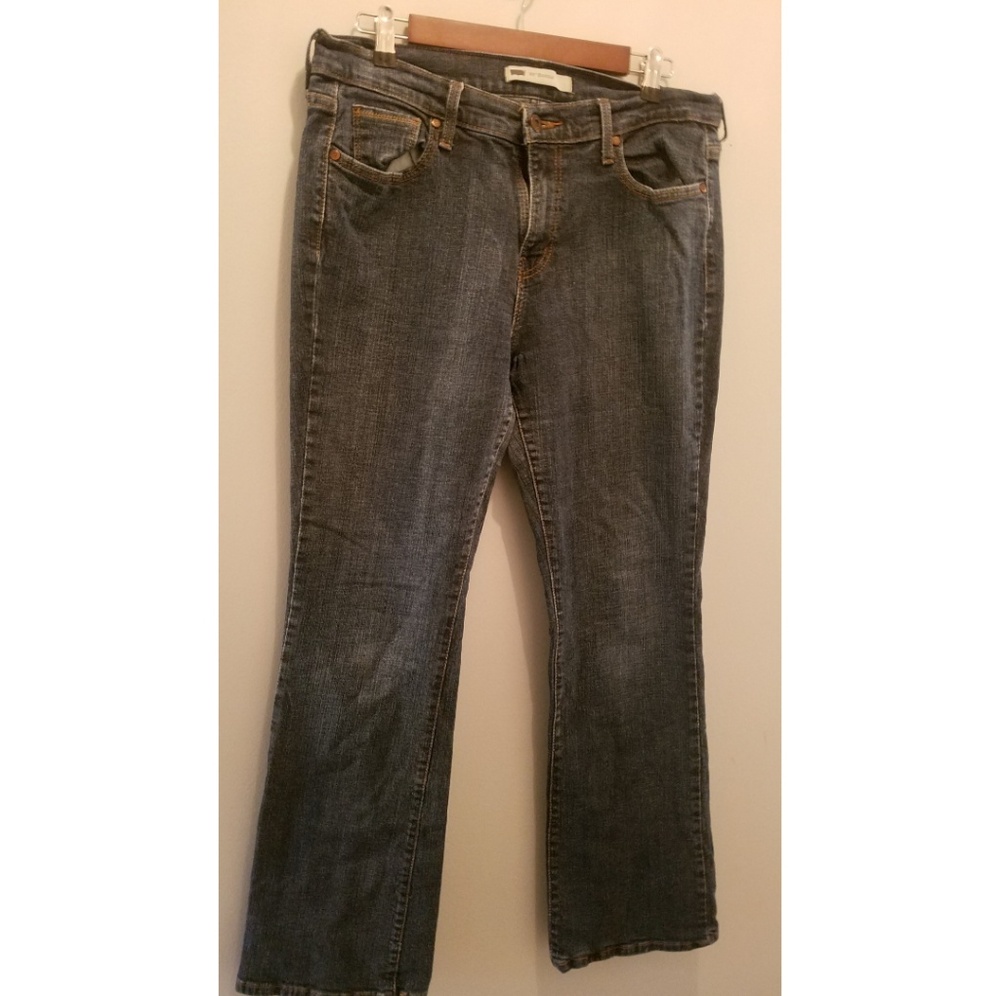 12 Levi's Jeans 515 bootcut